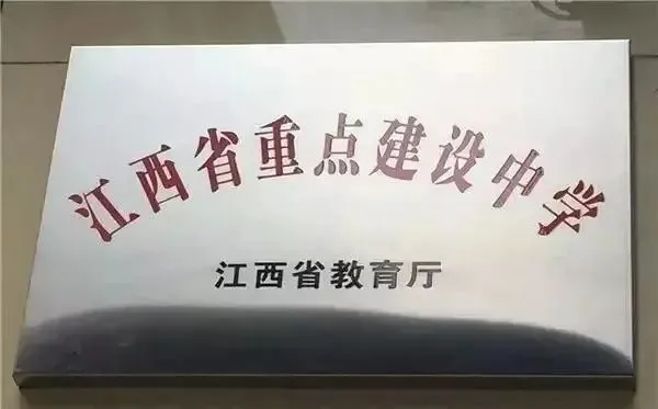 如何在篮球赛事中快速恢复体力_2